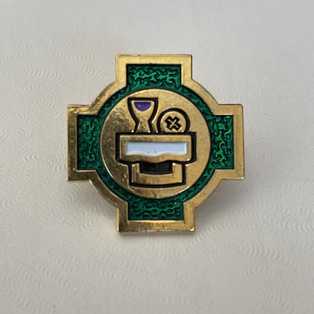 Pins - Picture 4 of 4
